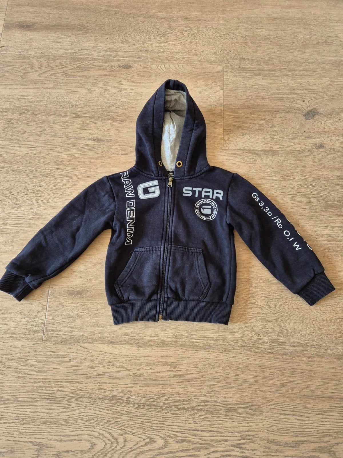 Vestje van G-Star maat 104, Kinderen en Baby's, Kinderkleding | Maat 104, Ophalen of Verzenden, Zo goed als nieuw, Jongen, Trui of Vest
