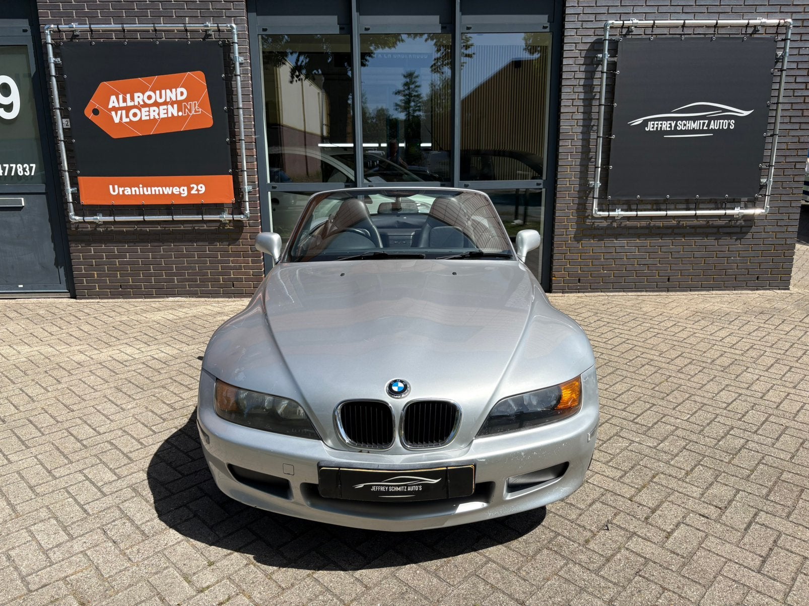 BMW Z3 1.9 I Roadster 2000 Grijs rechts gestuurd. Nieuwe APK, Auto's, BMW, 13 km/l, 4 cilinders, Cabriolet, Leder