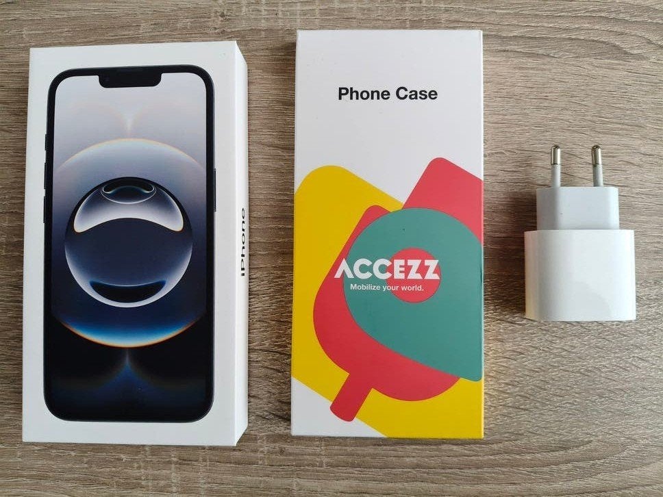 Nieuwe iPhone 16e Zwart 128 GB met accessoires, Telecommunicatie, Mobiele telefoons | Apple iPhone, 128 GB, Zwart, Nieuw, Ophalen of Verzenden