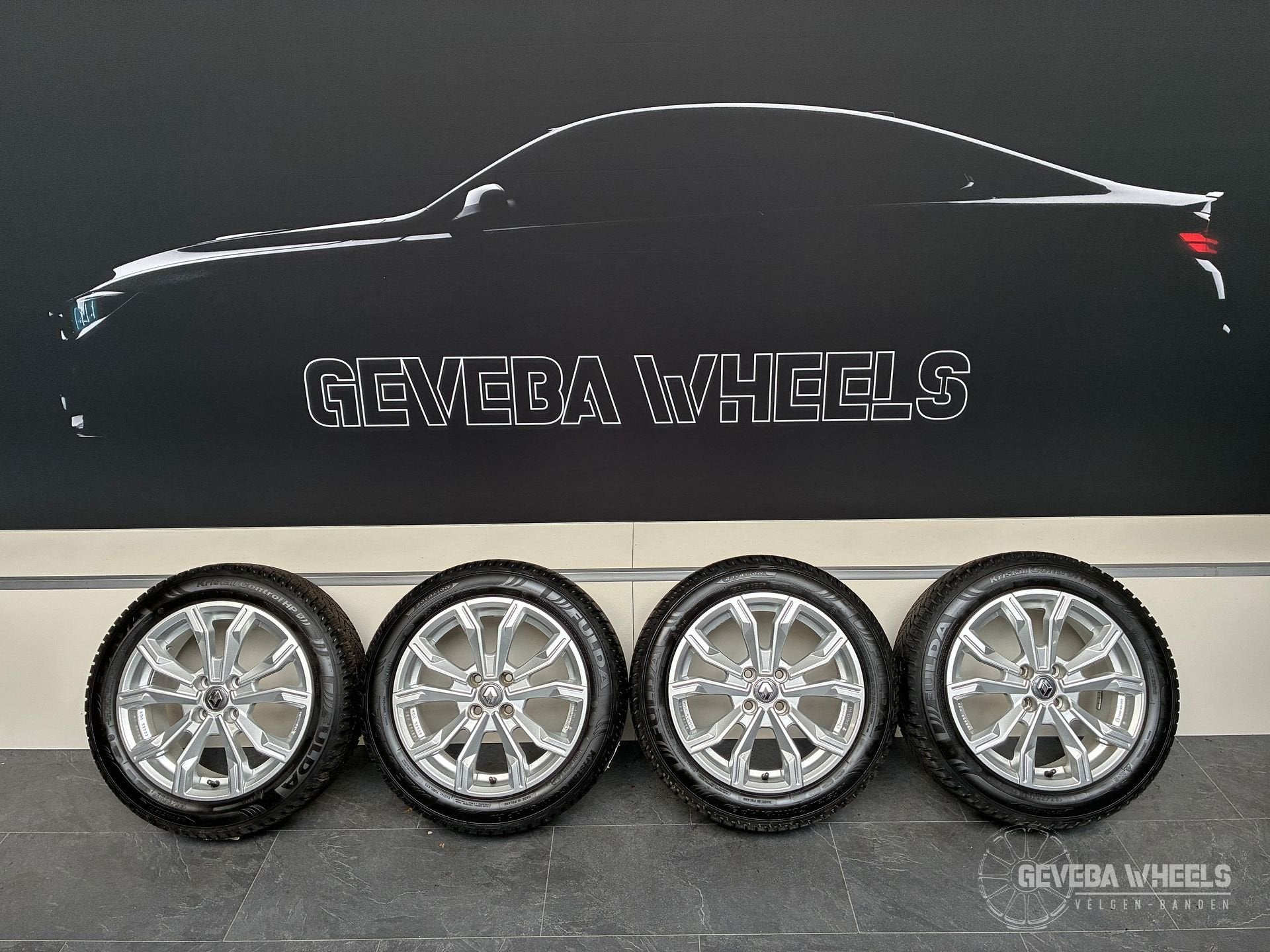 16” Renault Clio V sport velgen + winterbanden 4x100, Auto-onderdelen, Gebruikt, -, Banden en Velgen, 195 mm