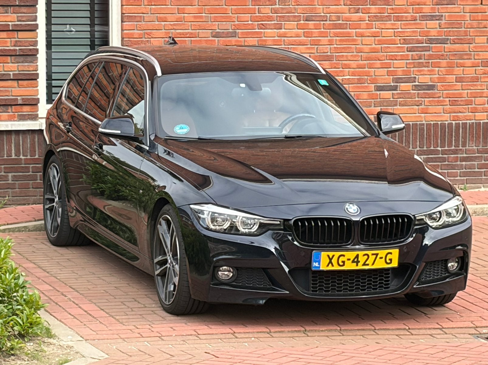 BMW 3-Serie 320i 184pk Aut 2019 Zwart, 1998 cc, Achterwielaandrijving, 1800 kg, 4 cilinders