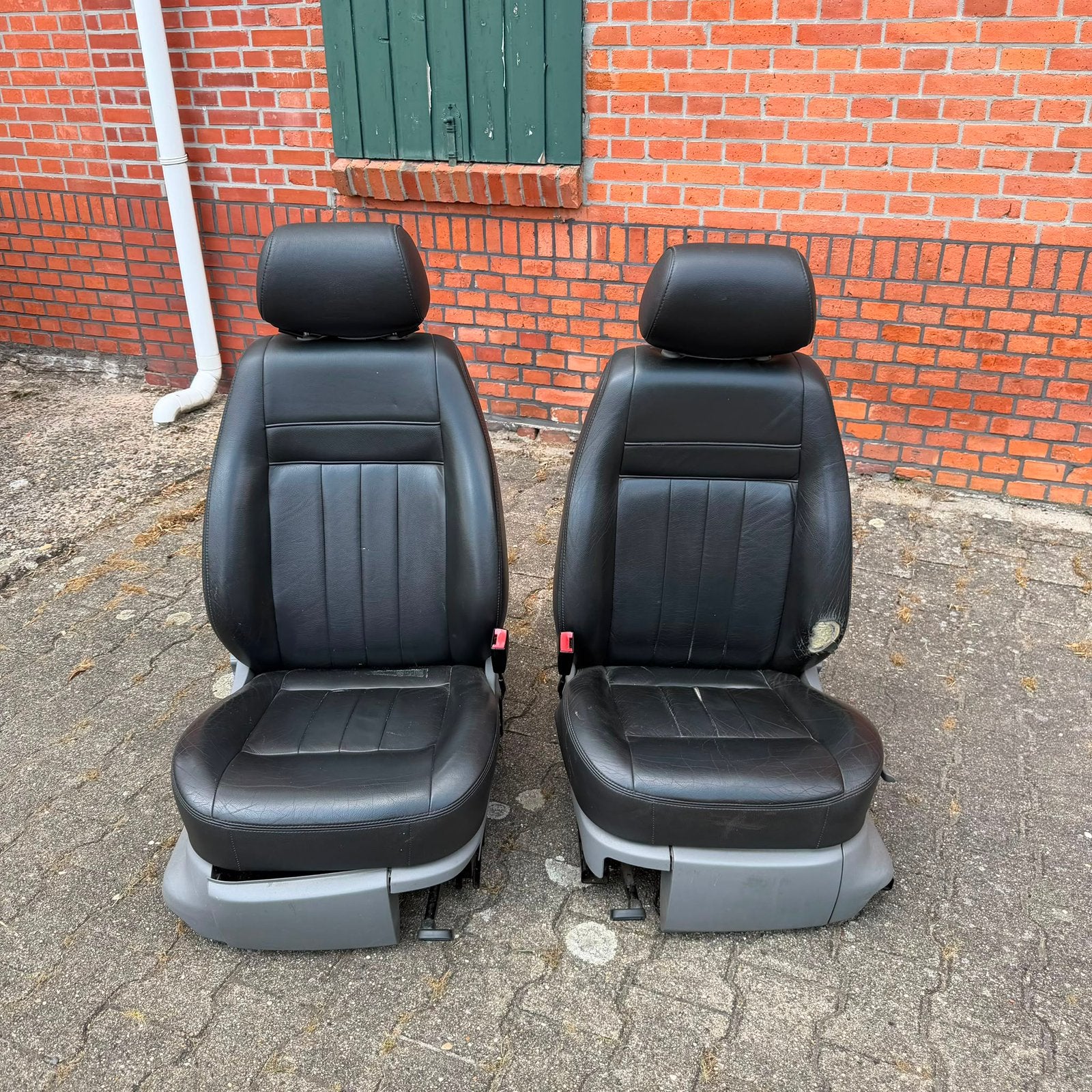 Volkswagen caddy mk3 mk4 leer stoelen, Auto-onderdelen, Interieur en Bekleding, Ophalen of Verzenden, Nieuw, Volkswagen