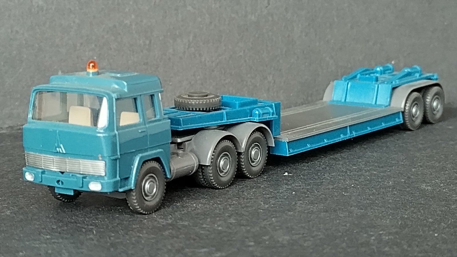 Magirus Deutz Met dieplader 1:87 H0 Wiking Pol, Verzenden, Wiking, M, Zo goed als nieuw
