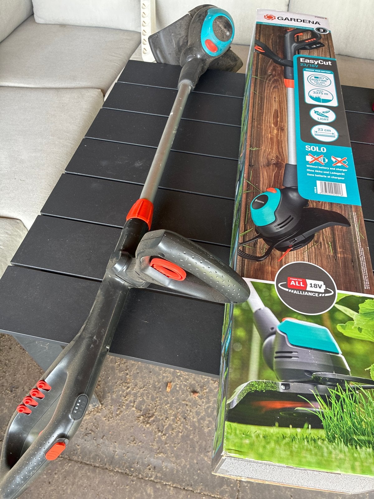 Gardena EasyCut 23/18V P4A Accu Grastrimmer (Zonder Accu), Ophalen, Zo goed als nieuw, 10 tot 30 cm, Accu