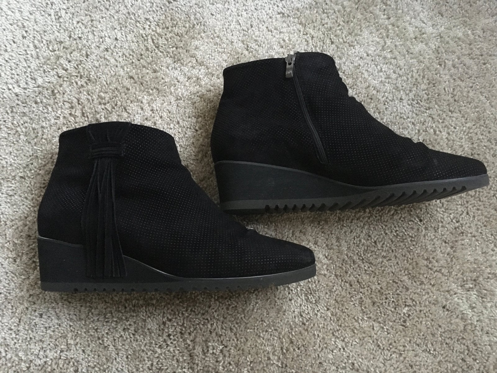 Dames schoenen, kort laarsje, sleehak, maat 42,  Footnotes, Ophalen of Verzenden, Zo goed als nieuw, Zwart