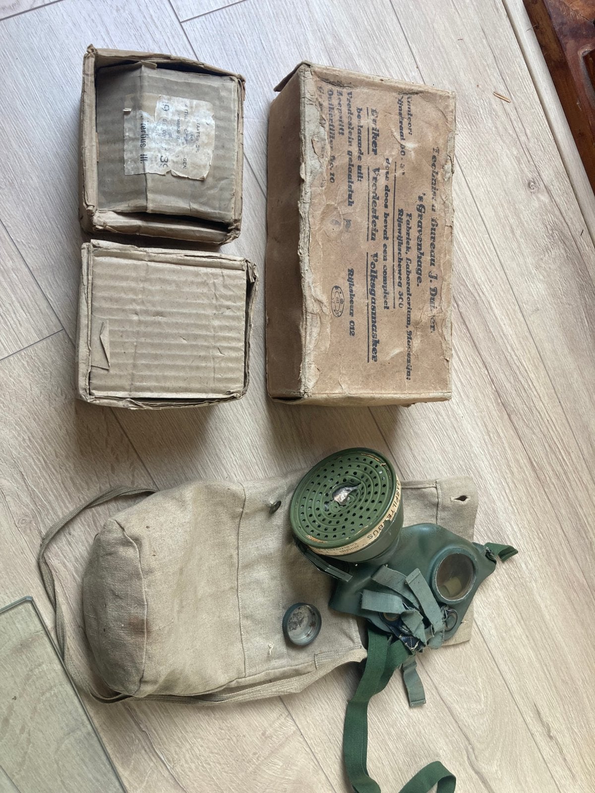 Set Vredestein gasmaskers + filters wo2, Ophalen of Verzenden, Overige soorten, Nederland, Overige typen