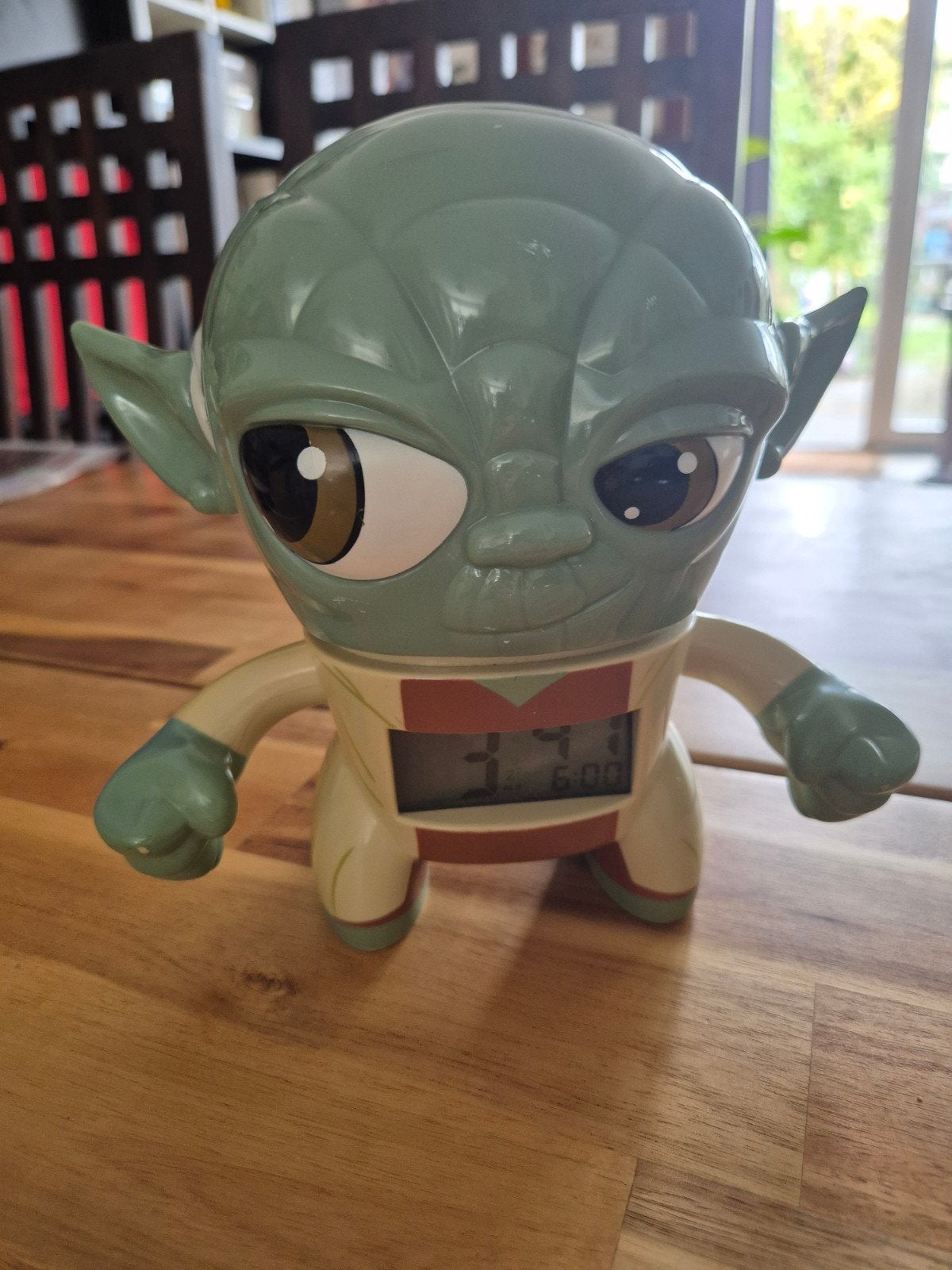 Star Wars Yoda Wekker - Digitale Klok met Licht, Gebruikt, Ophalen of Verzenden, Groen, Digitaal