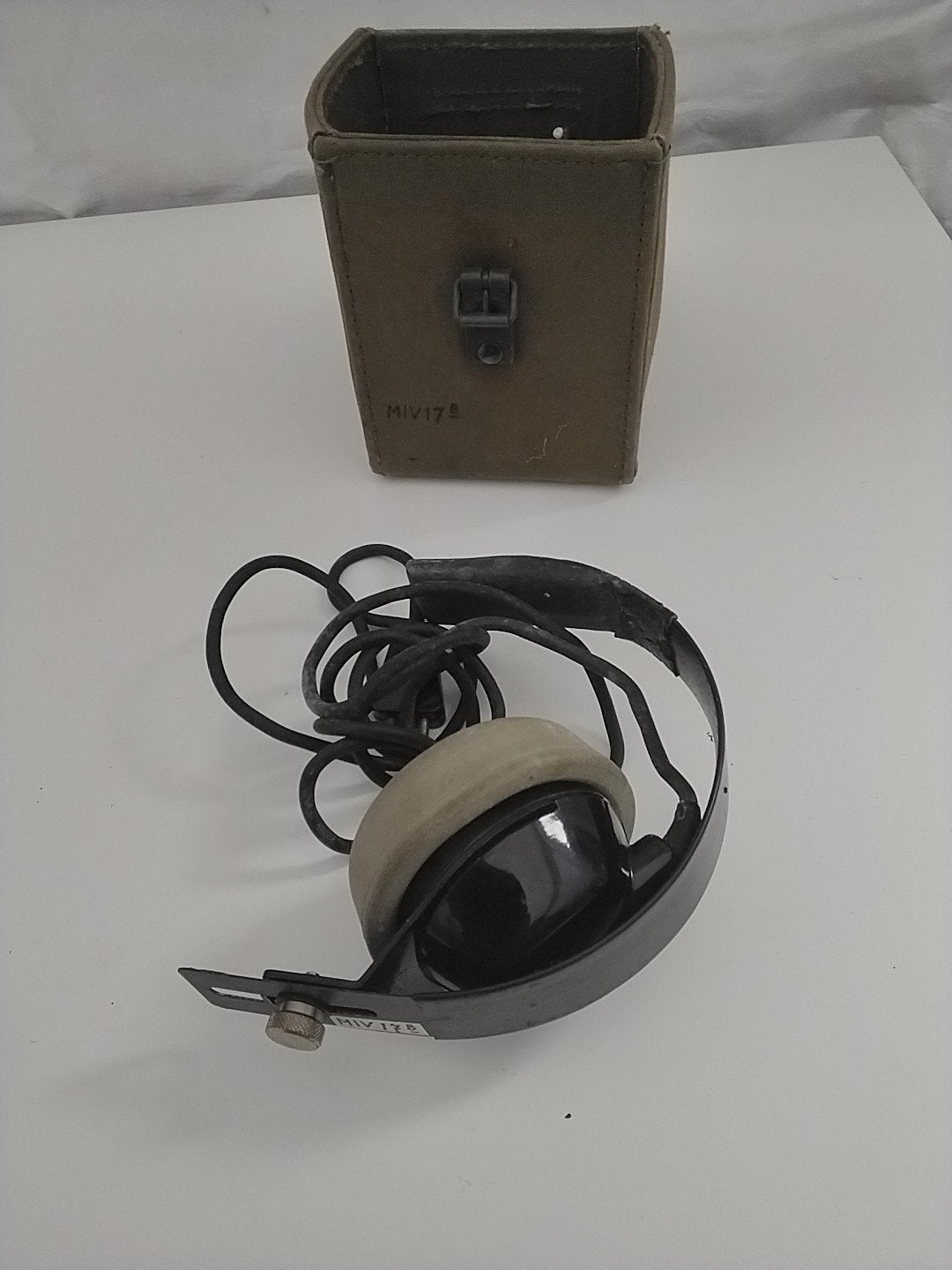 Vintage militaire koptelefoon met etui, Ophalen of Verzenden