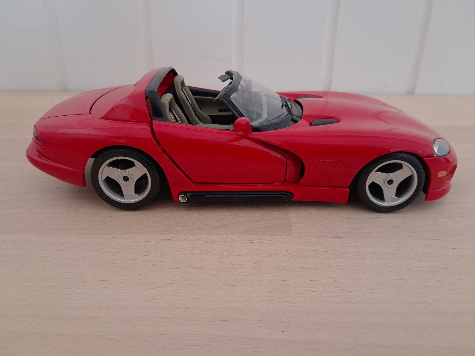 Rode Dodge Viper RT/10, Ophalen of Verzenden, Zo goed als nieuw, Auto, Overige merken
