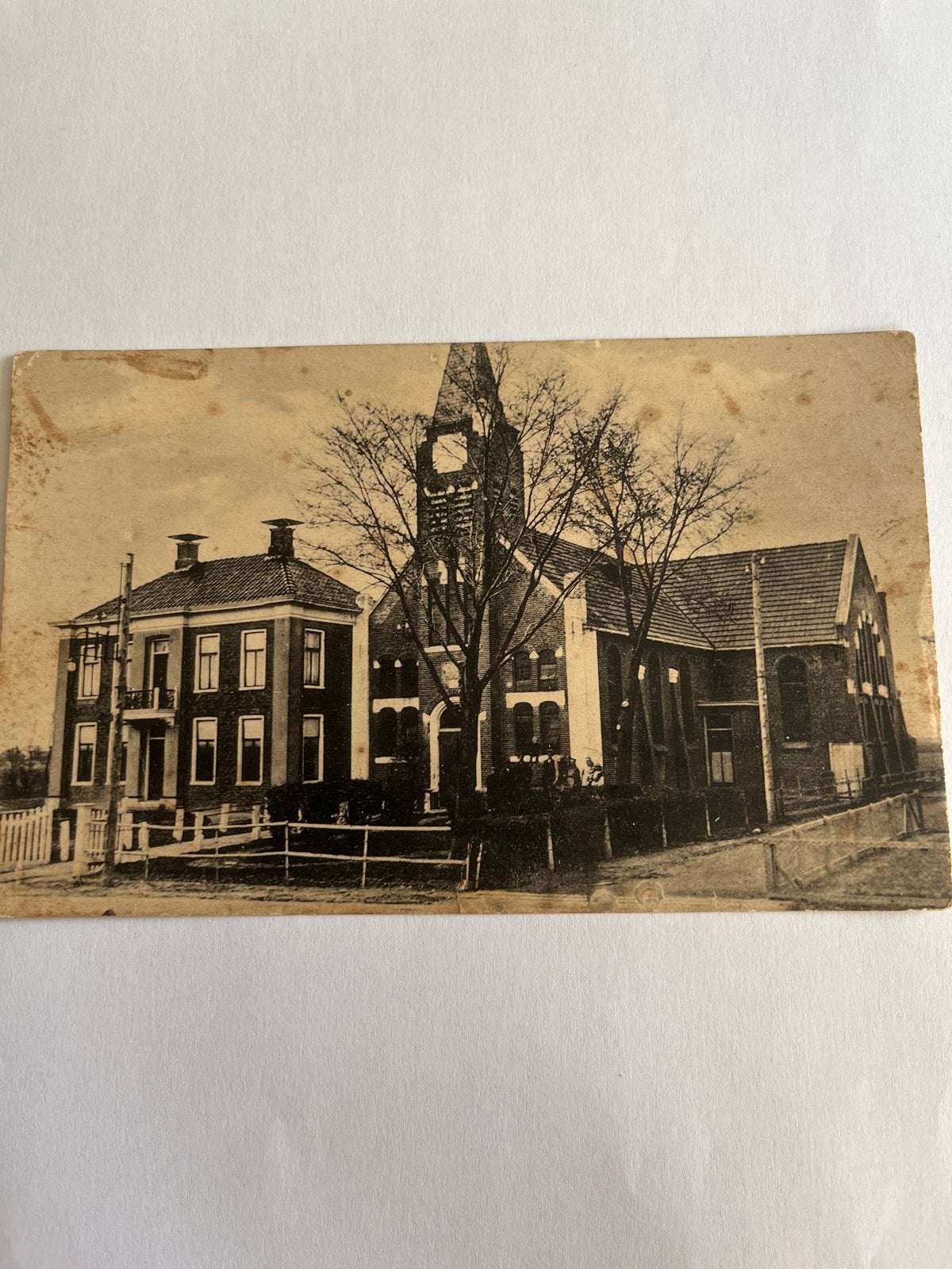 Ansichtkaart Houwerzijl gereformeerde kerk en pastorie, Ophalen of Verzenden, Gelopen, Groningen