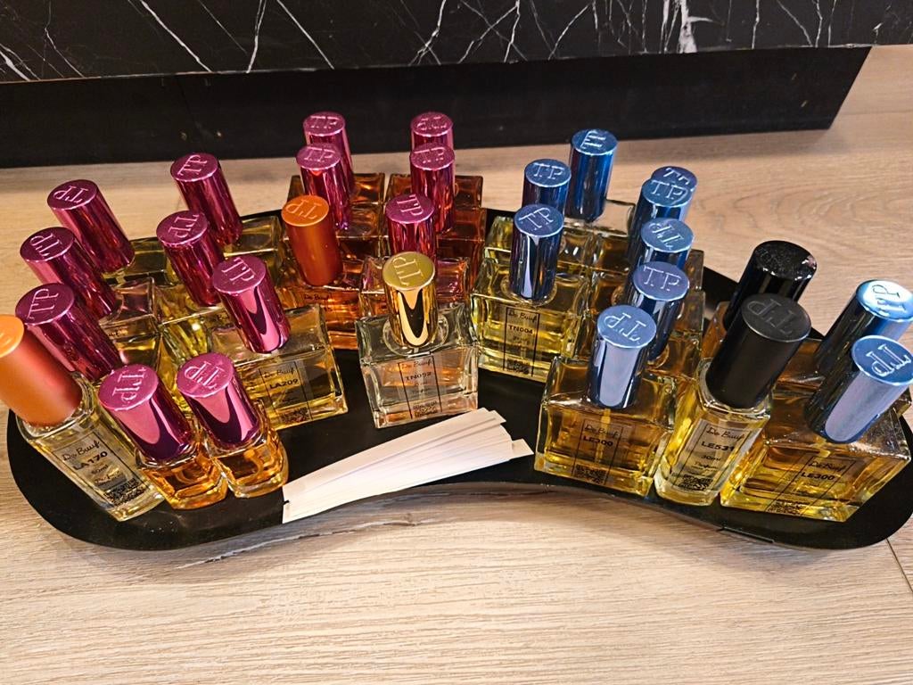 Tapparfum , partij ( 28stuks), Sieraden, Tassen en Uiterlijk, Uiterlijk | Parfum, Ophalen of Verzenden, Nieuw