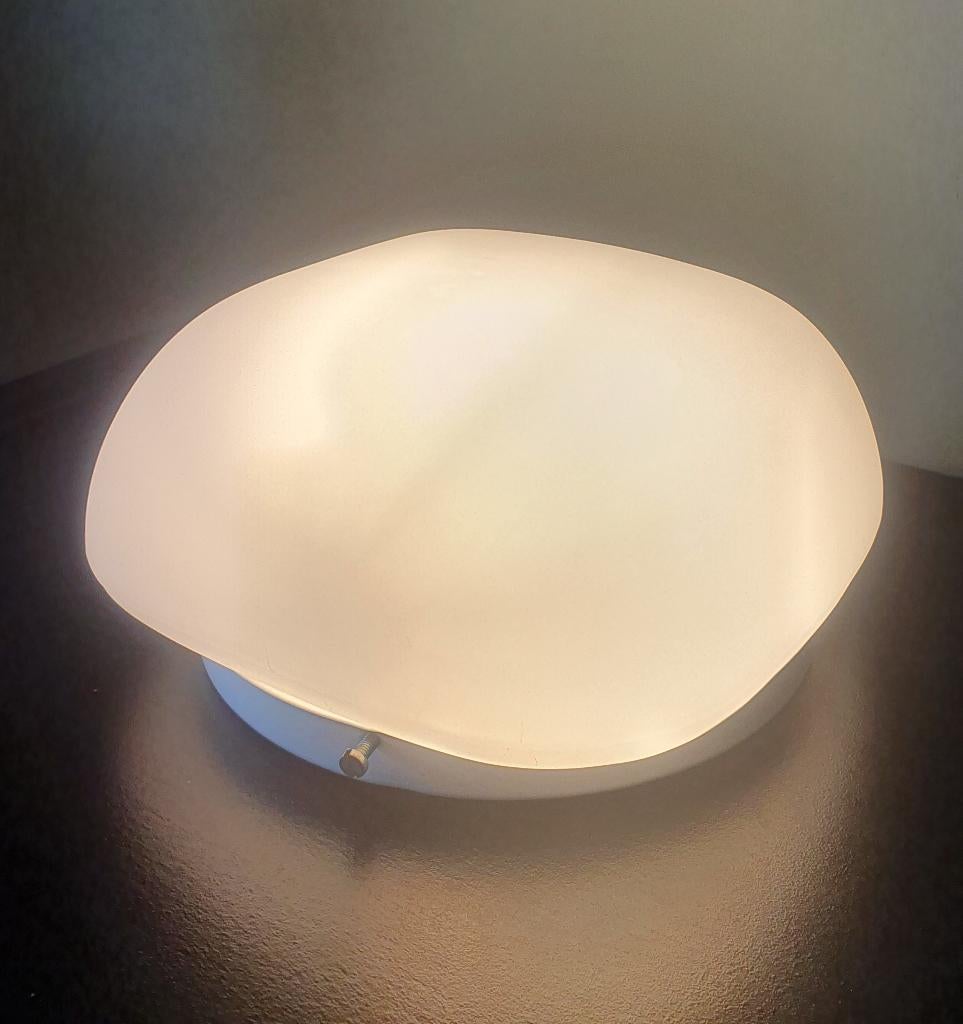Vintage plafonniere / wandlamp van Massive. frosted glass, Ophalen of Verzenden, Gebruikt, Glas, Vintage, retro, massive