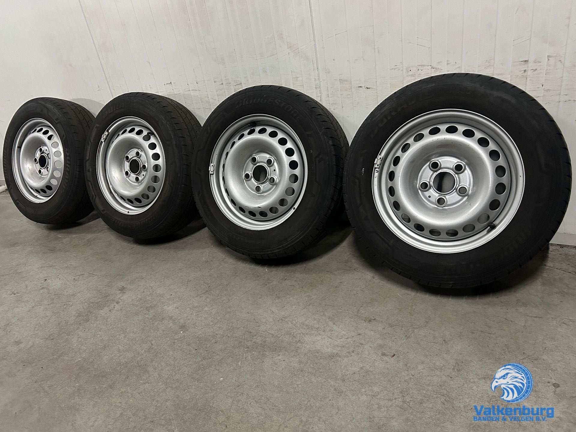6-7mm! Originele VW Transporter T5 GP T6 T6.1 16 inch stalen, -, Banden en Velgen, -, Zomerbanden