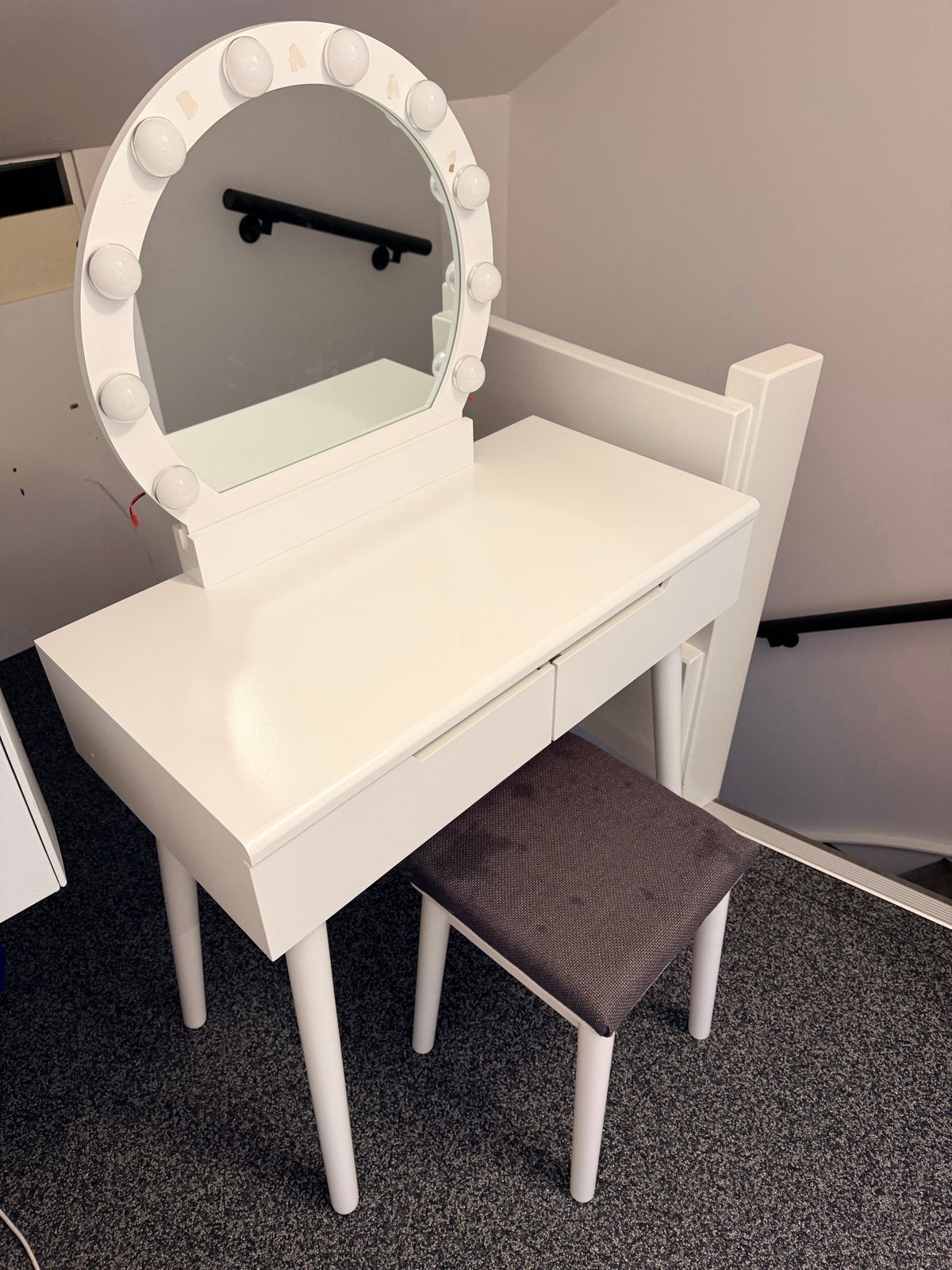 Witte kaptafel met spiegel en verlichting, inclusief krukje, Huis en Inrichting, Ophalen, Gebruikt, 100 tot 150 cm, 50 tot 100 cm
