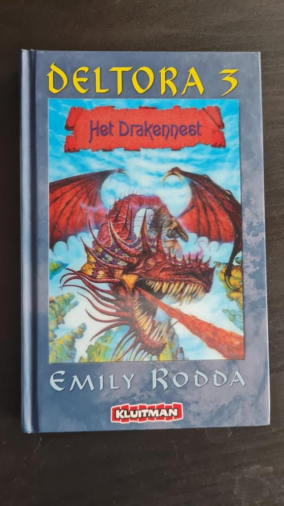 Deltora 3: Het Drakennest - Emily Rodda (Hardcover), Boeken, Ophalen of Verzenden, Gelezen, Emily Rodda