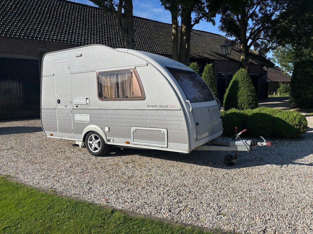 Kip KOMPAKT SPECIAL 37 EKV/MOVER/FIETSENDRAG, Kip, Tot en met 2, A.G. Bellstraat 4 7903 AD Hoogeveen, Bedrijf