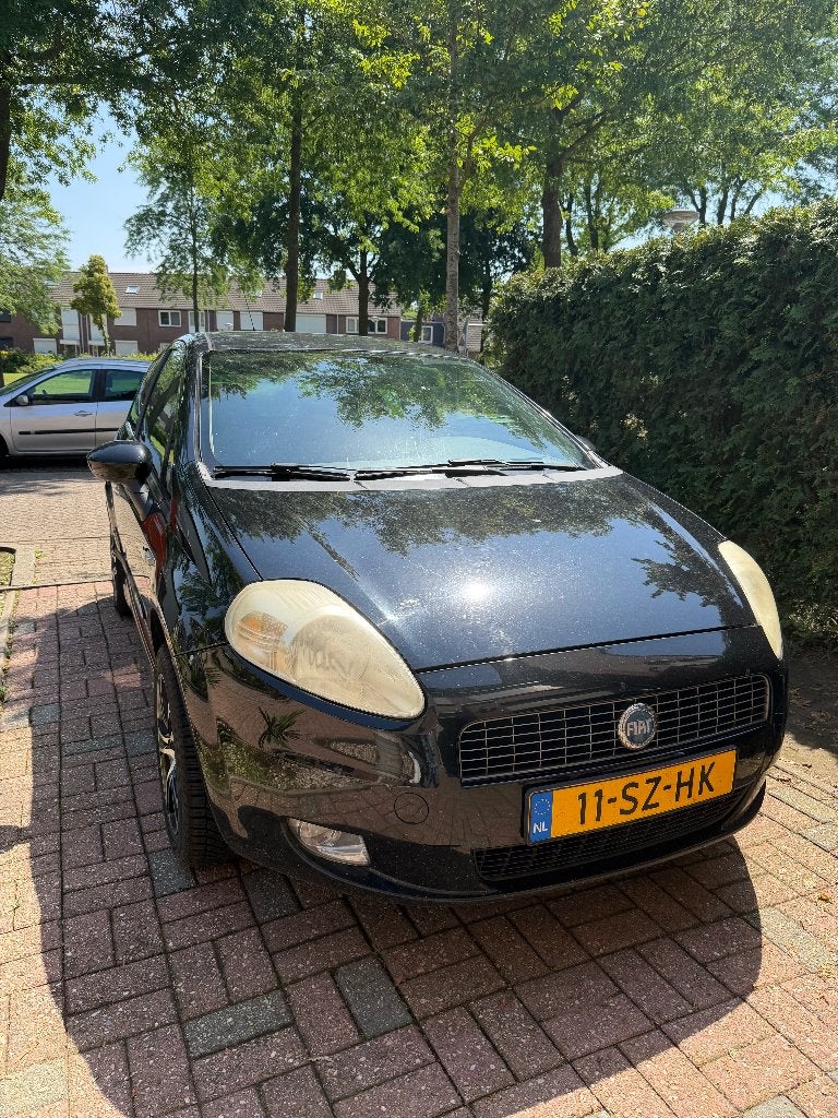 Fiat Punto 1.4 3DR 2006 Zwart, Voorwielaandrijving, 40 €/maand, 4 cilinders, Zwart
