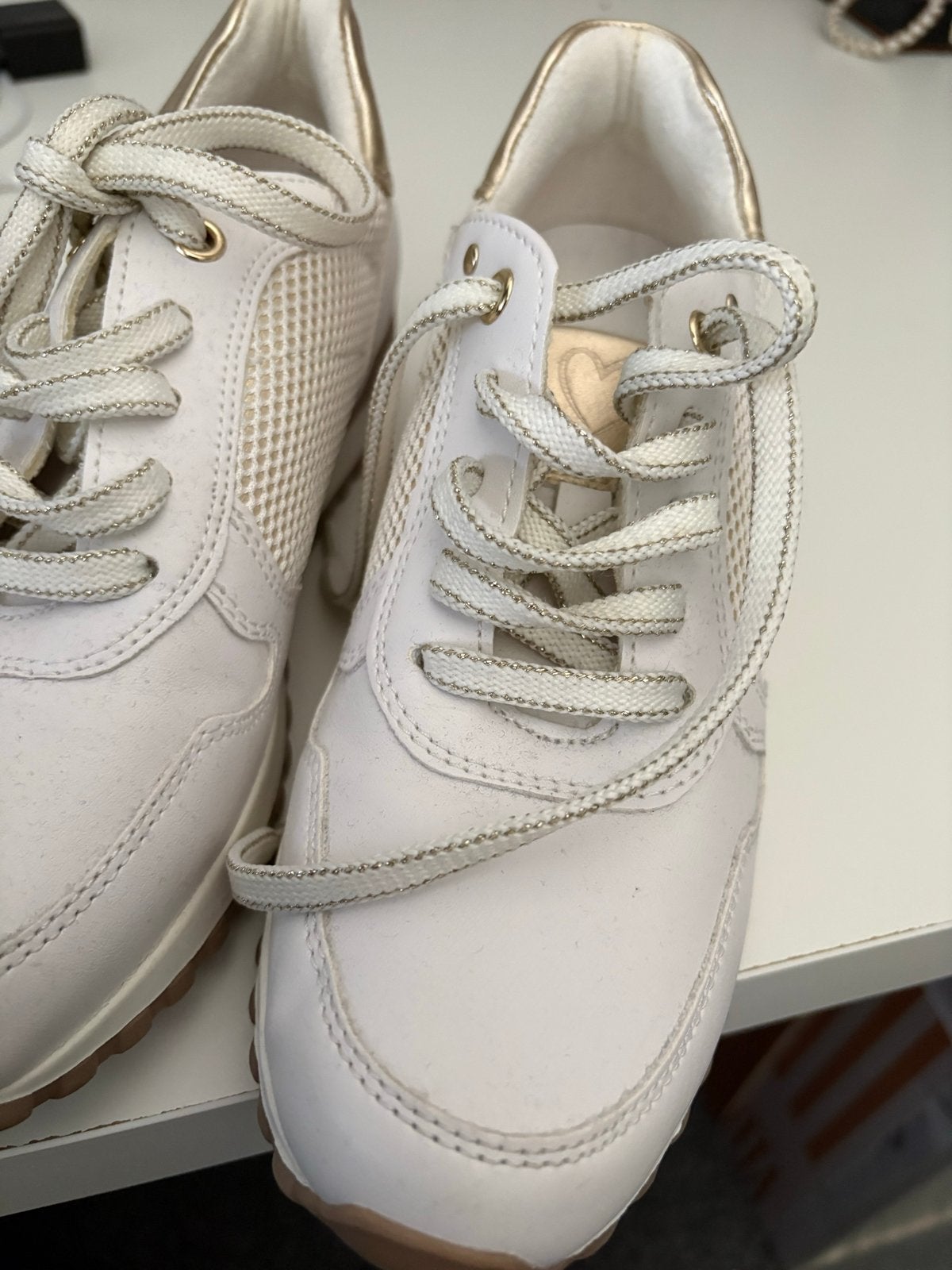 Marco Tozzi Dames Sneakers Maat 38, Kleding | Dames, Schoenen, Wit, Ophalen of Verzenden, Sneakers of Gympen, Zo goed als nieuw