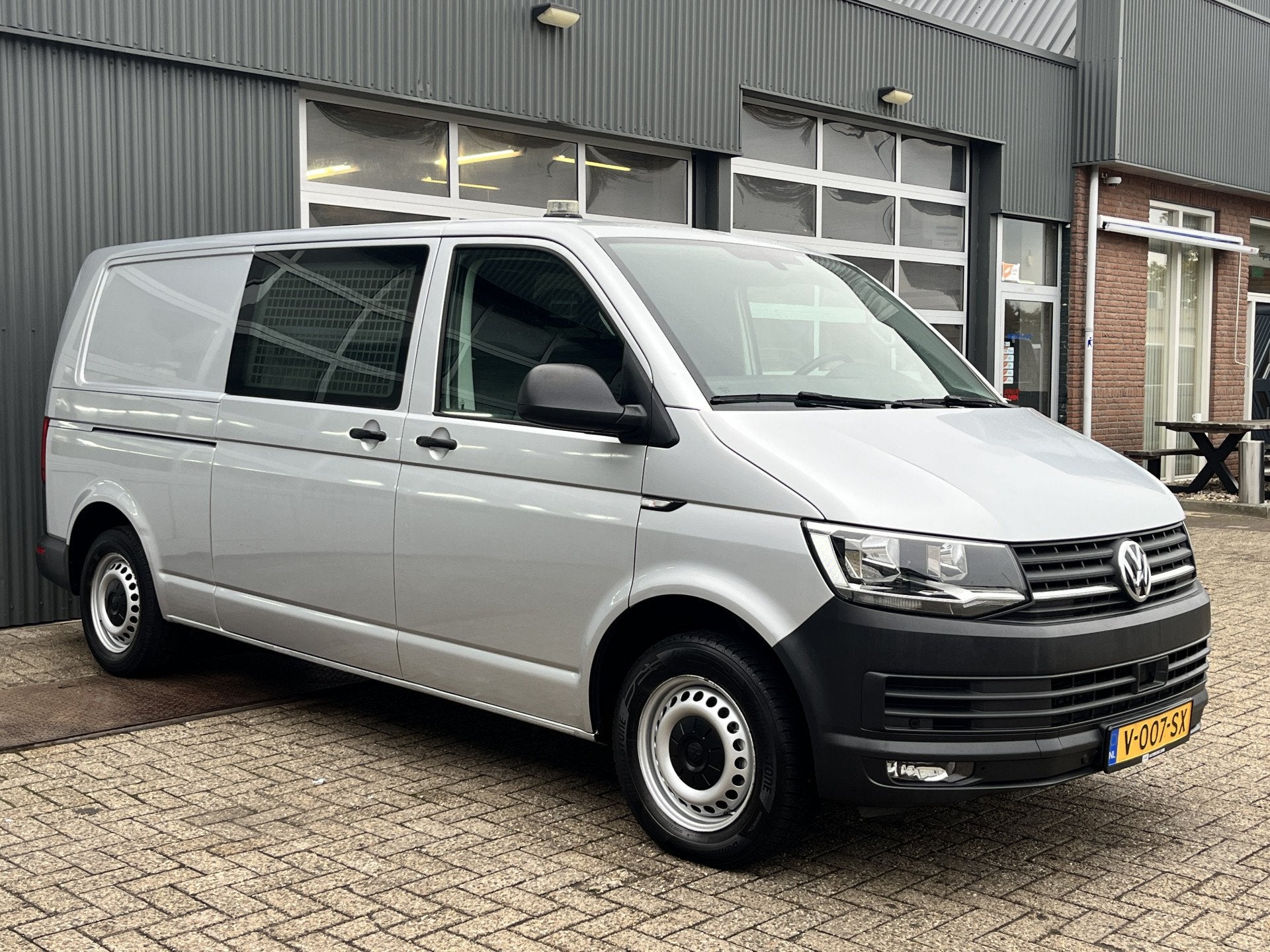 Volkswagen Transporter 2.0 TSI L2H1 Benzine Dubbele Schuifde, Auto's, Voorwielaandrijving, Stof, Gebruikt, 4 cilinders