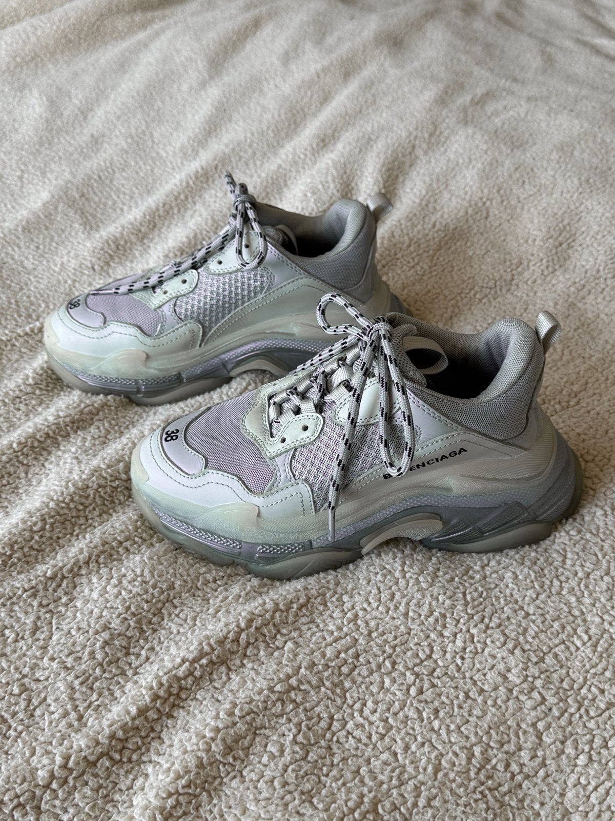Balenciaga Triple S  | Grijs | Maat 38, Ophalen of Verzenden, Zo goed als nieuw, Grijs, Sneakers of Gympen