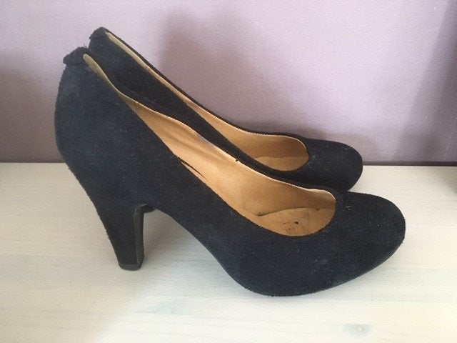 Zwarte pumps, Zwart, Ophalen of Verzenden, Zo goed als nieuw, Hot Item