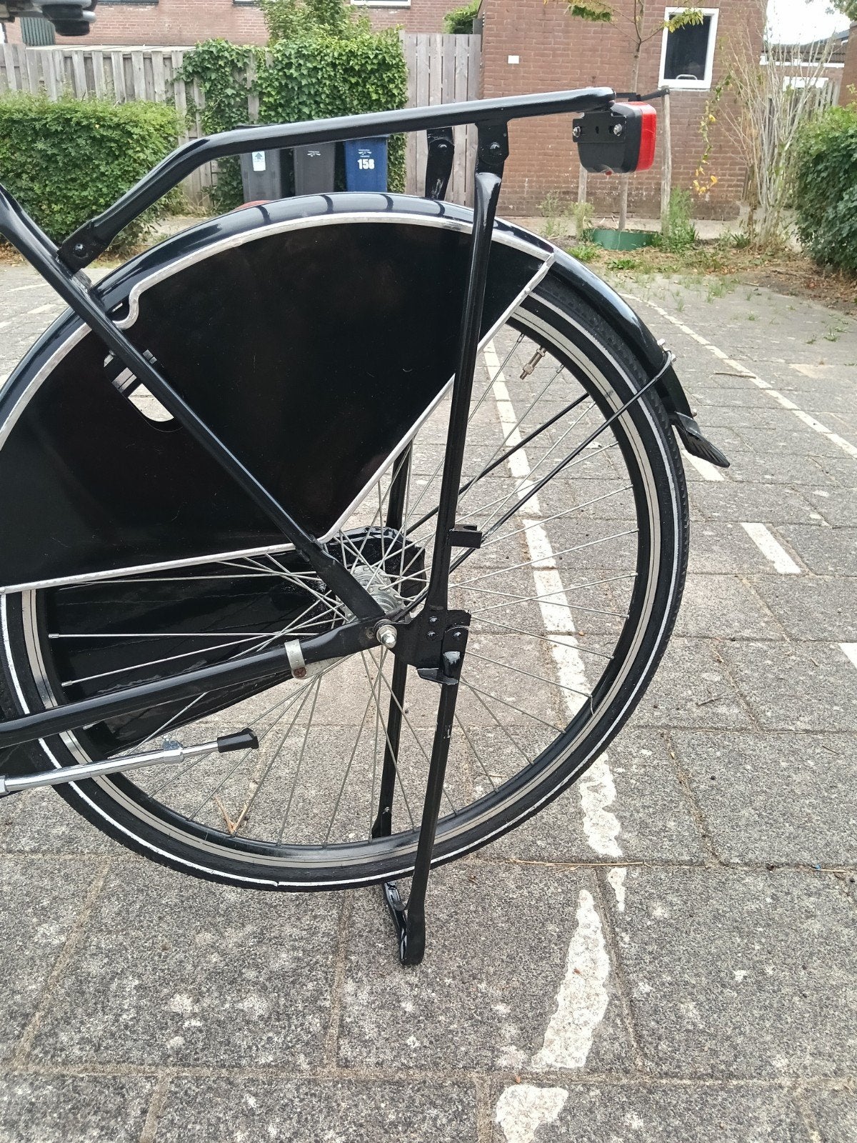 Oma fiets, Fietsen en Brommers, Ophalen