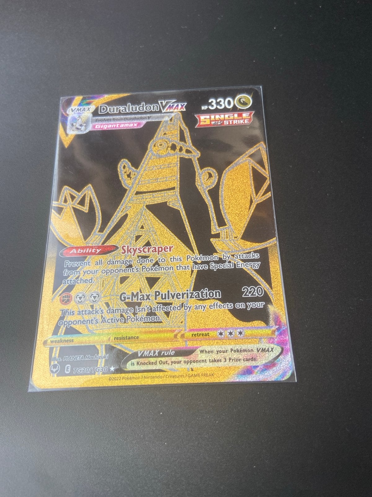 Duraludon VMAX Goud Full Art Pokémon Kaart, Verzenden, Zo goed als nieuw, Losse kaart, Foil