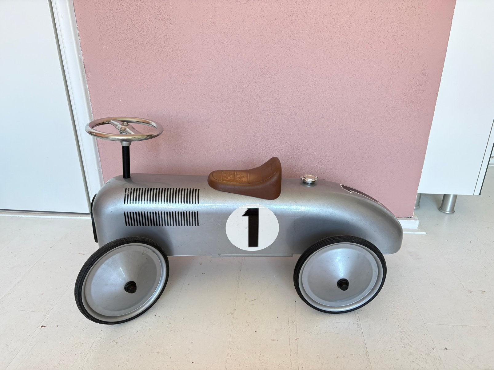 Retro loopauto, Kinderen en Baby's, Speelgoed | Buiten | Voertuigen en Loopfietsen, Ophalen, Gebruikt, Loopvoertuig