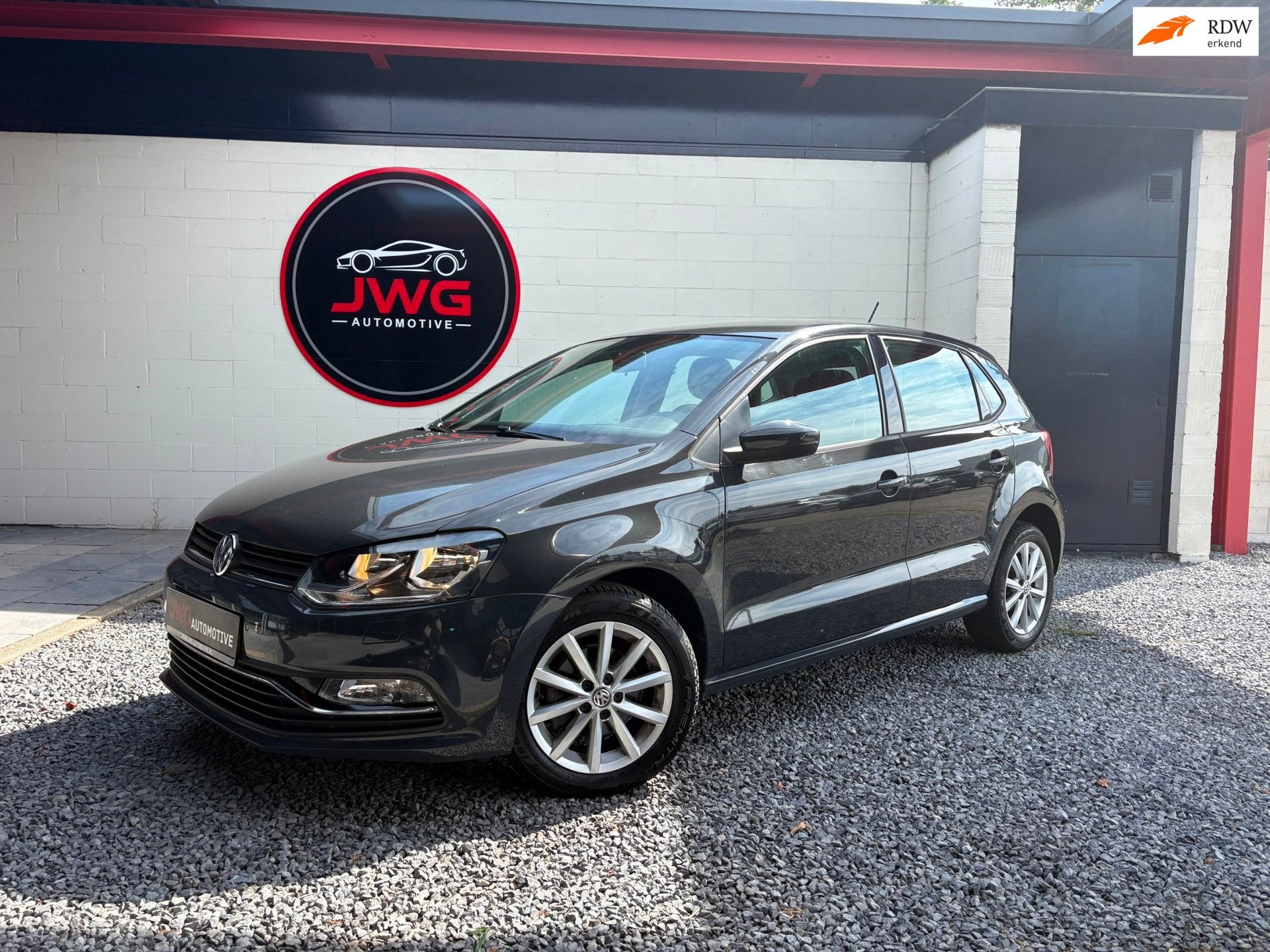 Volkswagen Polo 1.2 TSI Highline Airco/Parkeersensoren/Stoel, Auto's, Stof, Gebruikt, Zwart, 4 cilinders