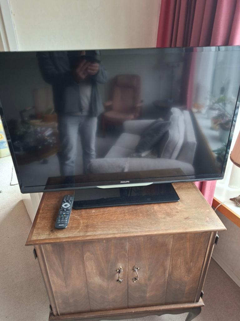 Breedbeeld tv hdmi, Ophalen, 50 tot 75 cm, Minder dan 100 cm