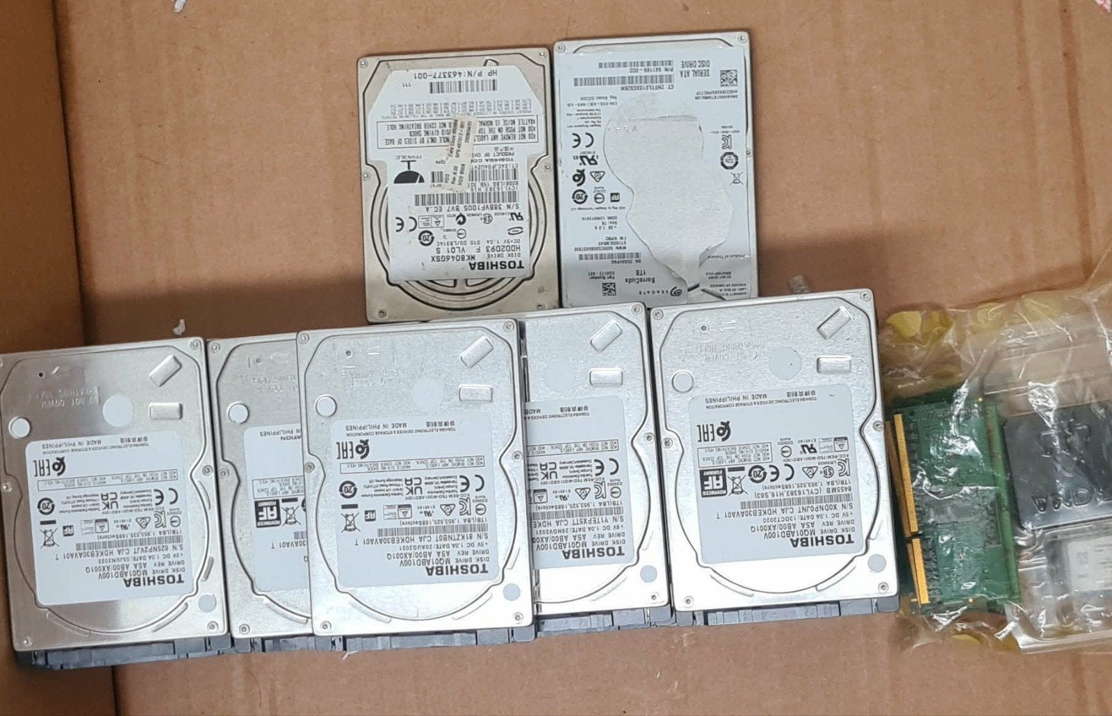Partij Toshiba HDD's (1TB & 80GB), RAM, Netwerkkaarten, CPU, Computers en Software, Harde schijven, Intern, Ophalen of Verzenden