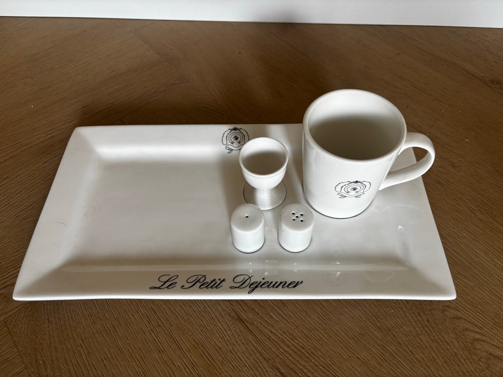 Riviera Maison Ontbijt Set - Le Petit Déjeuner (Nieuw), Huis en Inrichting, Keuken | Servies, Overige merken, Keramiek, Nieuw