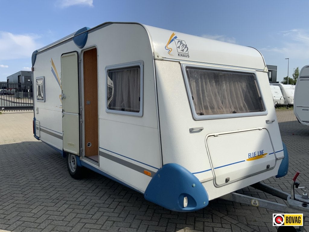 Knaus Blue Line 450 FU, Caravans en Kamperen, Rondzit, Bedrijf, Overige typen, 4 tot 5 meter