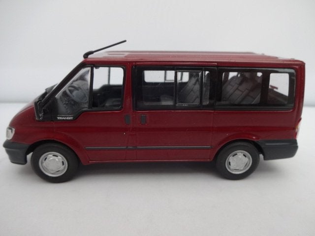 Ford Transit Tourneo rood metallic van Minichamps 1:43, Ophalen of Verzenden, Nieuw, Auto, MiniChamps