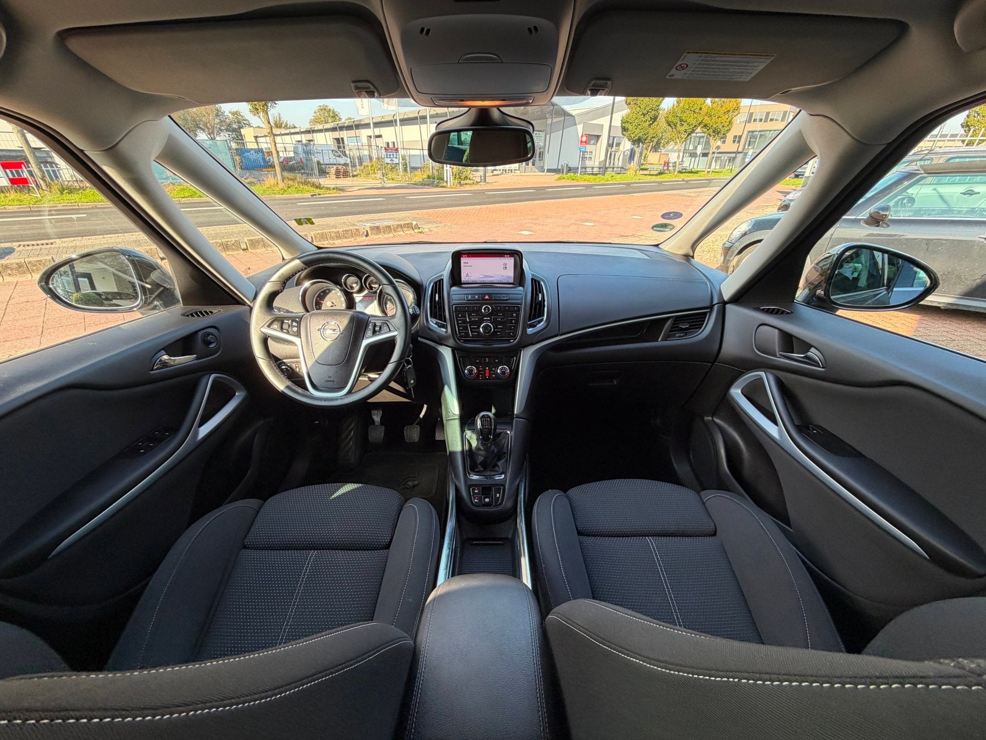 Opel Zafira Tourer 1.4 Edition 7p. Clima|Cruise|NAVI|DealerO, Stof, Gebruikt, 4 cilinders, 7 stoelen