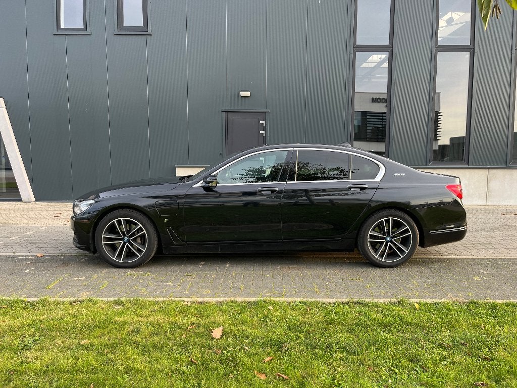 BMW 7-Serie 2.0 740E Iperformance 2017 Zwart +- 150.000 km, Auto's, BMW, Automaat, 1998 cc, Achterwielaandrijving, Zwart