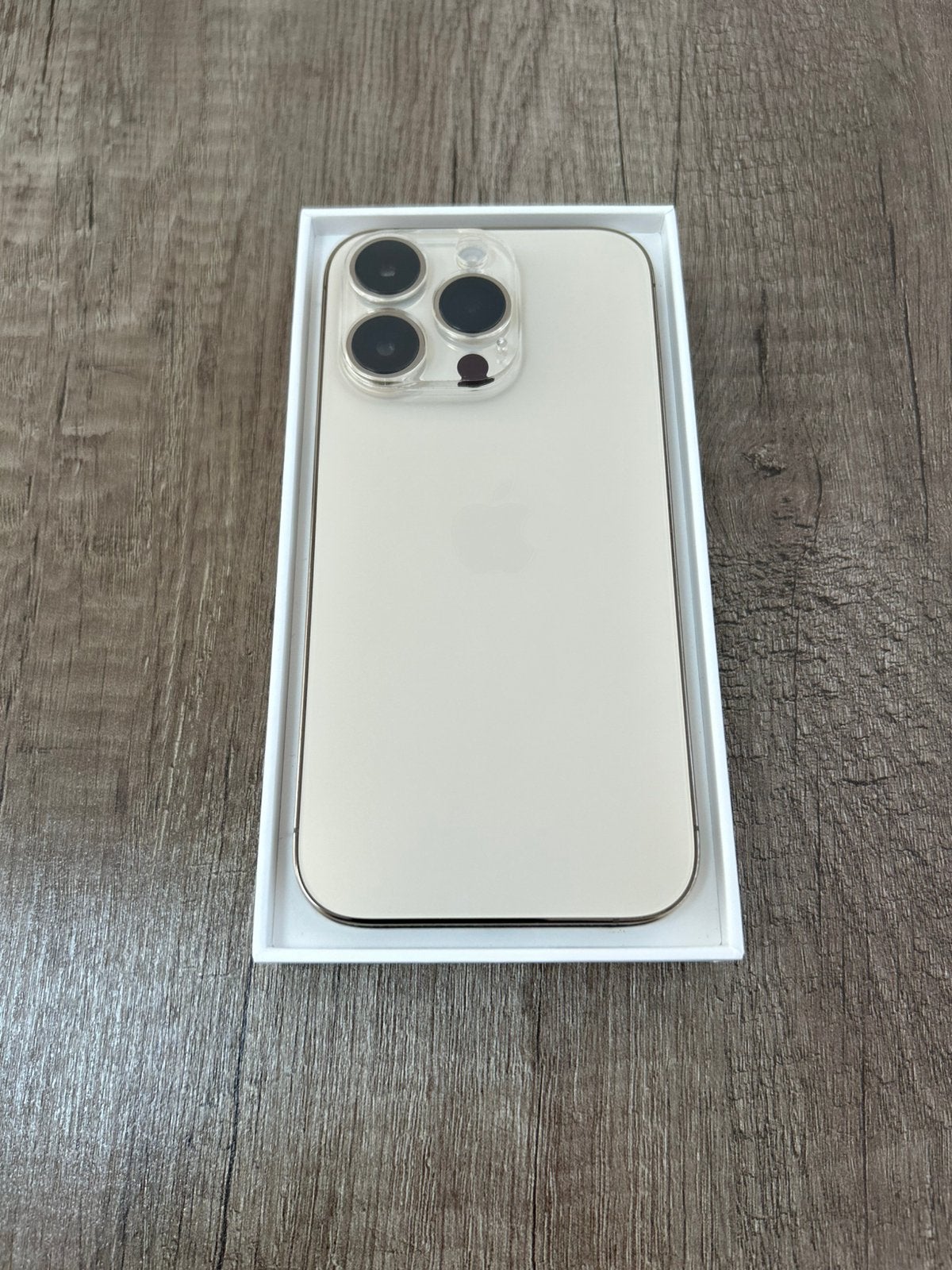 Foto 5 van iPhone 14 Pro 128GB Goud – ALS NIEUW!