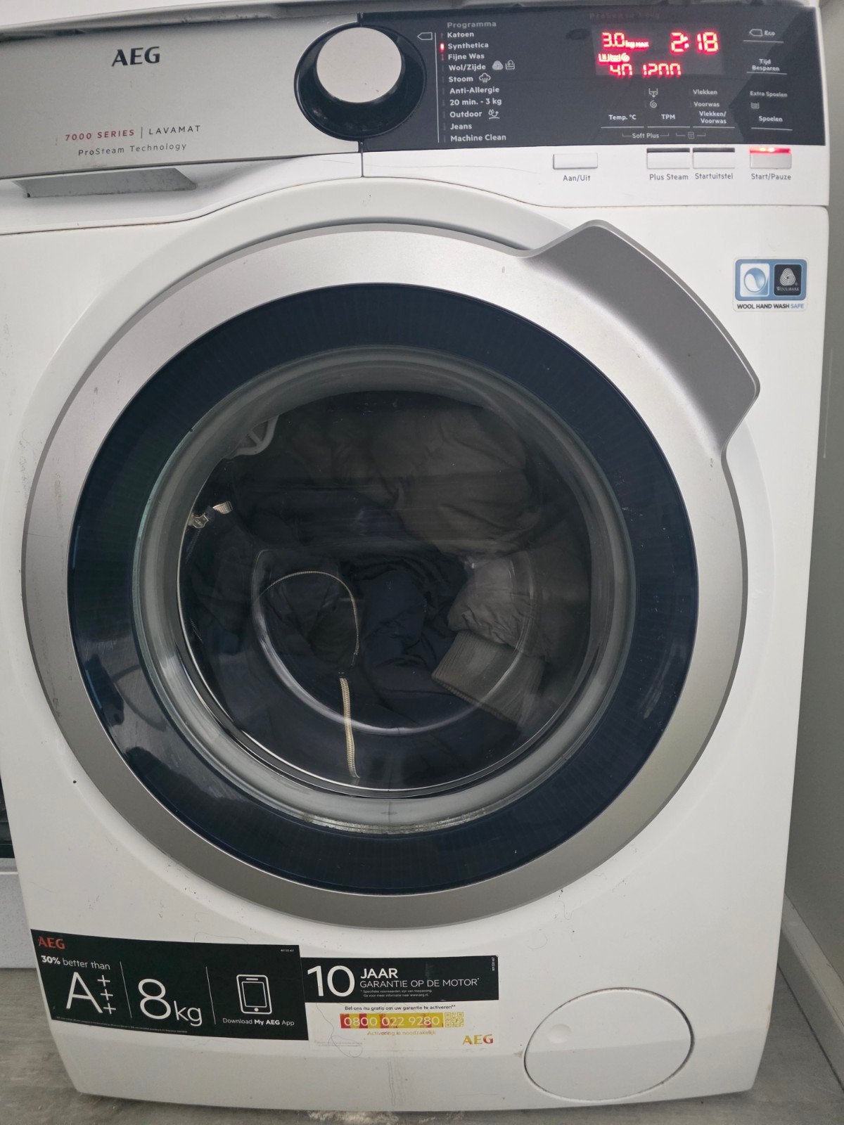 AEG 7000 Series Lavamat ProSteam Wasmachine 8kg, Witgoed en Apparatuur, Wasmachines, 1200 tot 1600 toeren, Gebruikt, 8 tot 10 kg