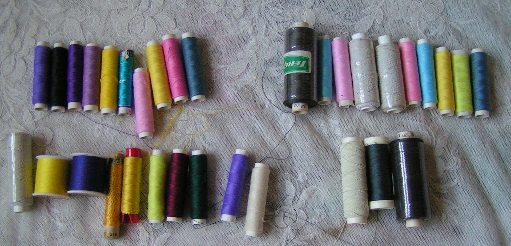 33 klosjes garen nr BB 774, Verzenden, Nieuw, Garen of Naald(en)