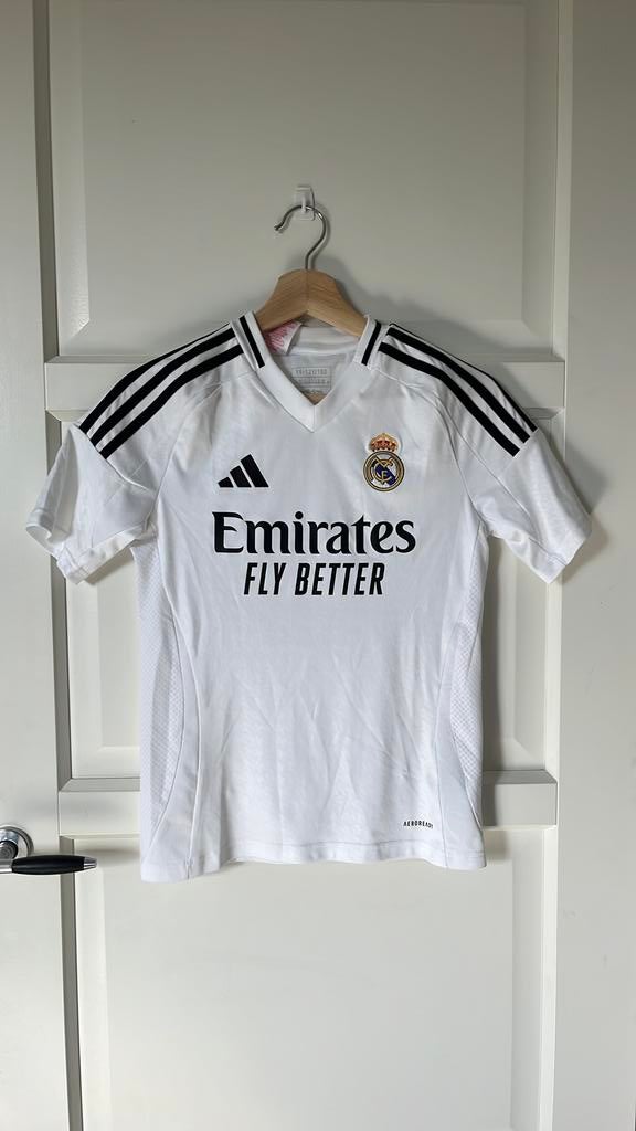 Real Madrid 24/25 thuisshirt, Sport en Fitness, Voetbal, Maat XS of kleiner, Ophalen of Verzenden, Zo goed als nieuw, Shirt