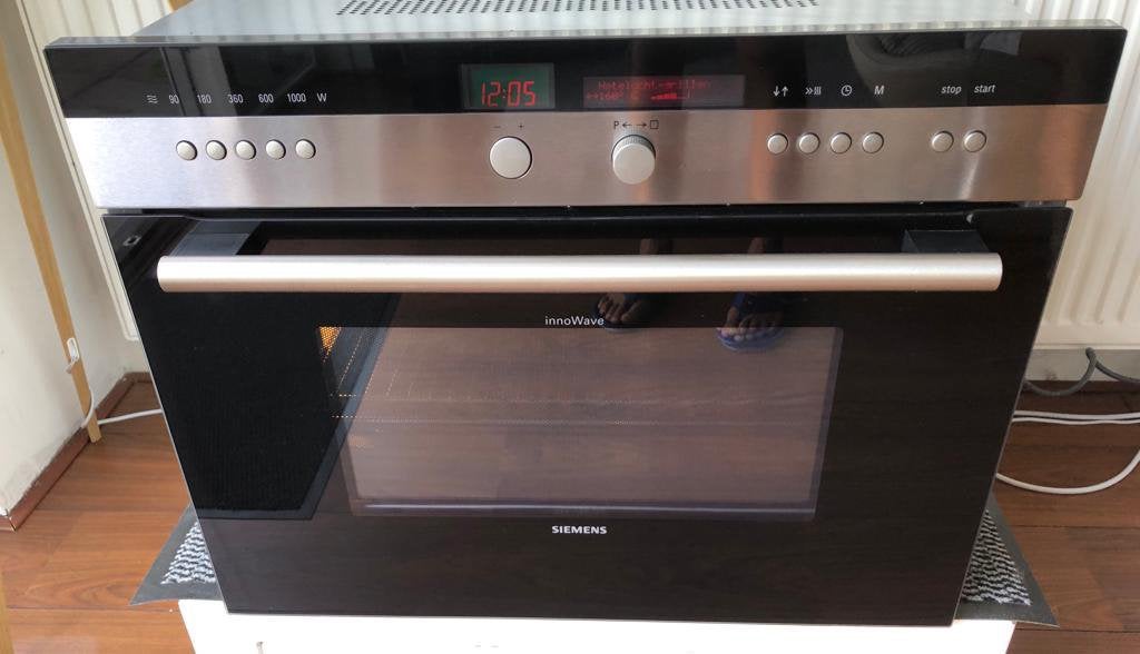 Te Koop Nette Siemens Combi Oven Magnetron Met Grill, Witgoed en Apparatuur, Magnetrons, Ophalen, Hete lucht, Inbouw, Combimagnetron