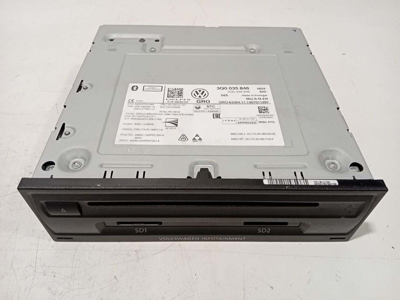 Navigatiesysteem Volkswagen Passat, Onderdelen@venauto.nl, Van der Ven Autorecycling B.V., Gebruikt, Ettenseweg 76, 4706 PB Roosendaal, The Netherlands