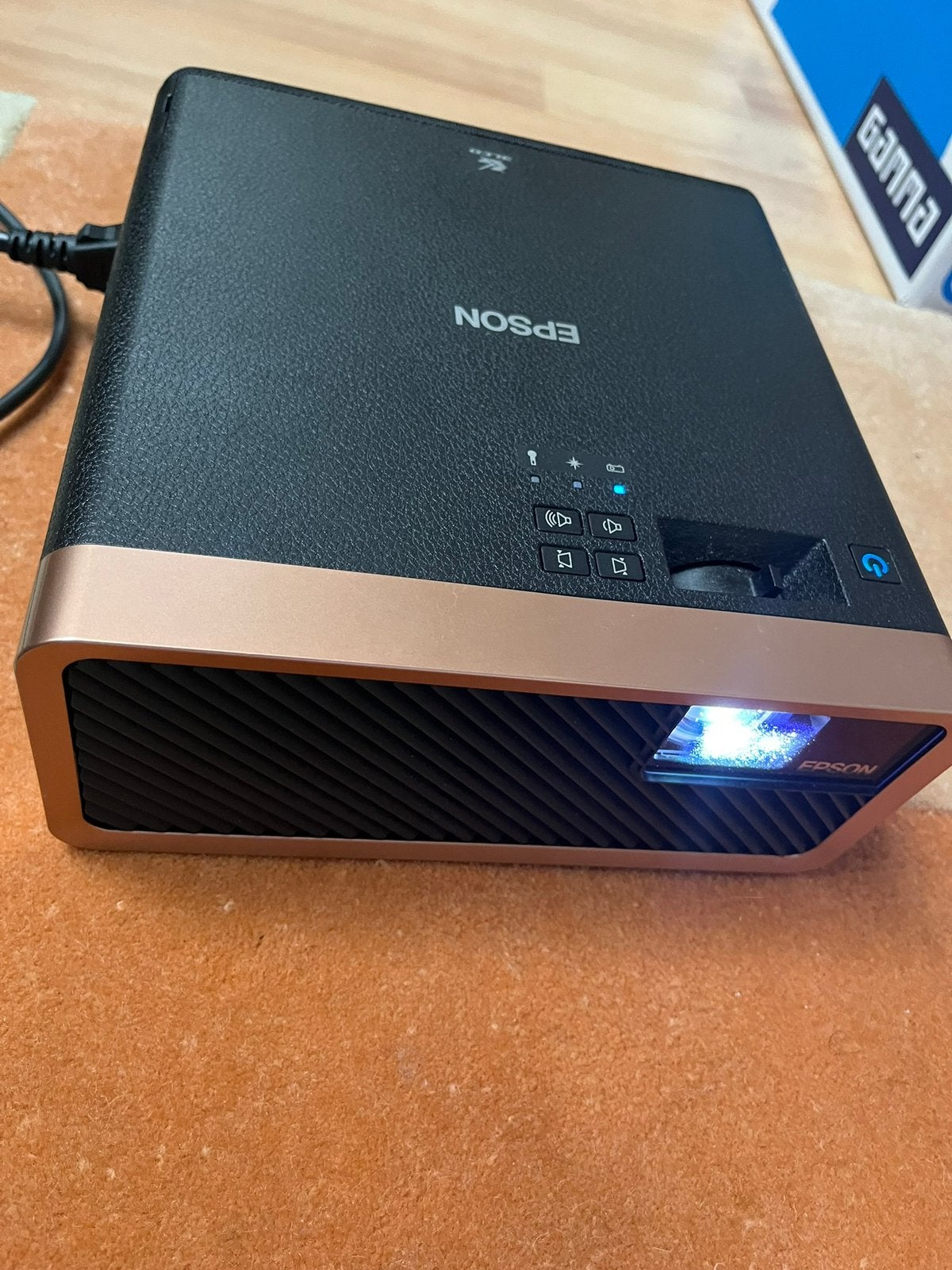Epson beamer H914B, Audio, Tv en Foto, Beamers, Ophalen, Zo goed als nieuw, Overige resoluties