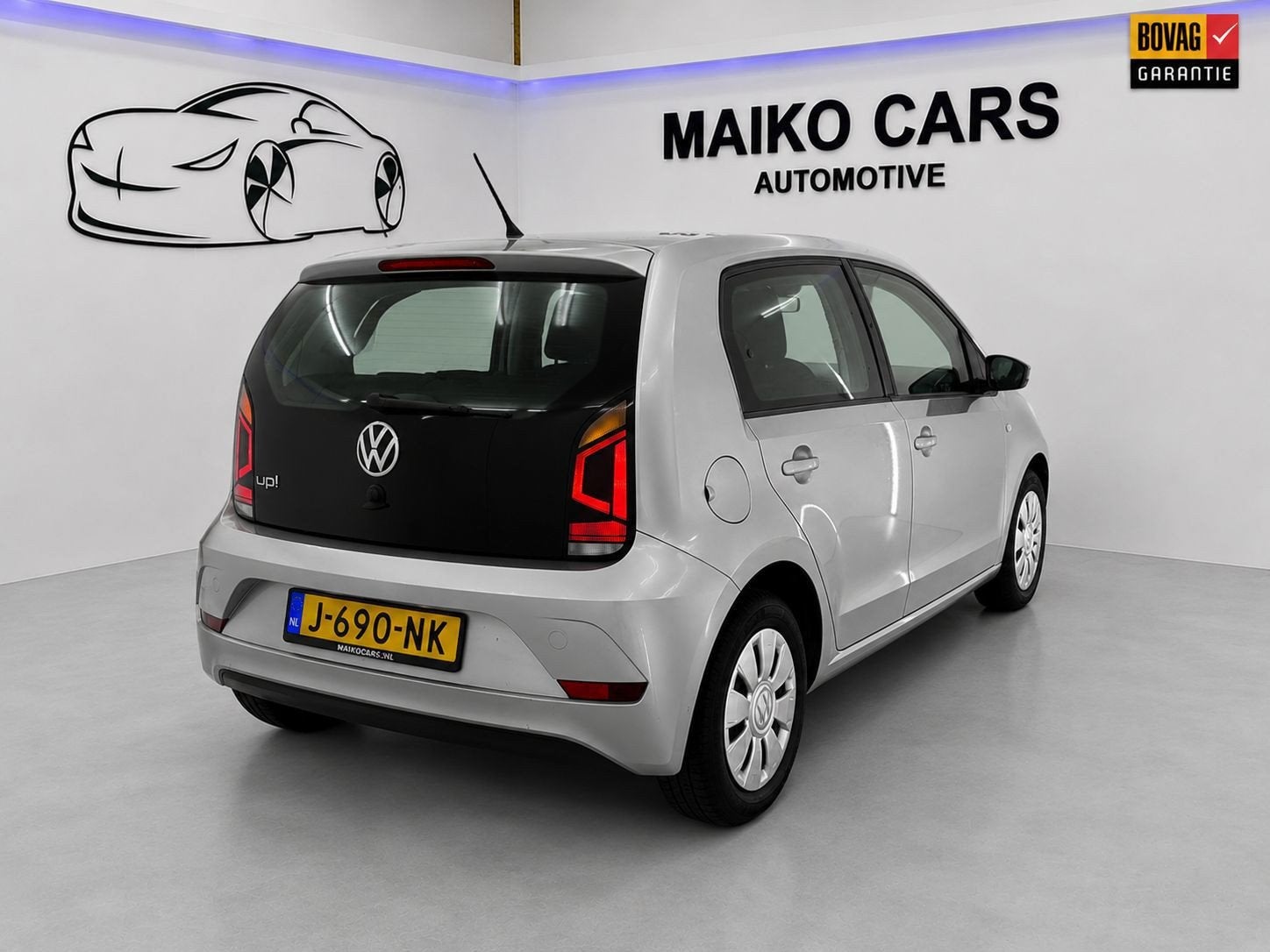 Volkswagen Up! 1.0 BMT move up! NL & NAP km's, Voorwielaandrijving, Stof, Gebruikt, Origineel Nederlands