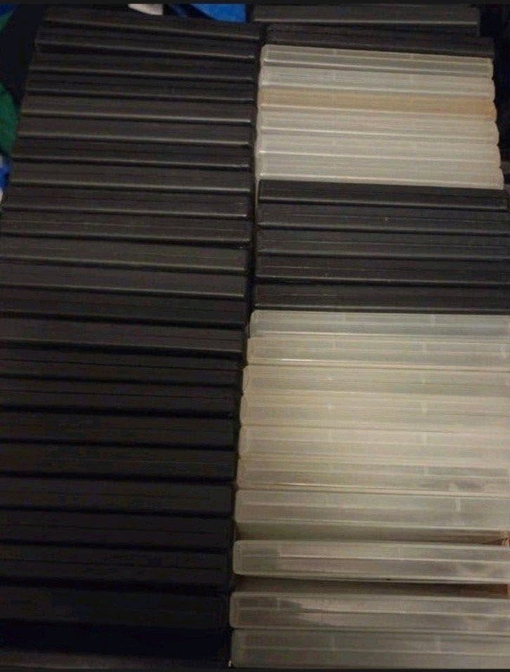 gratis lege dvd doosjes - 2e hands, Cd's en Dvd's, Alle leeftijden, Ophalen, Gebruikt