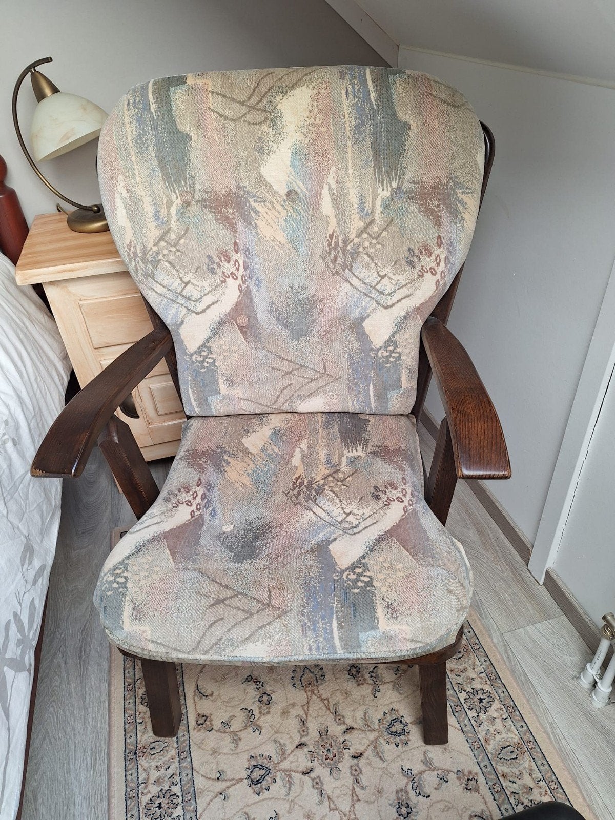 Nette donker eiken fauteuil, schadevrij, Ophalen, Zo goed als nieuw, Hout