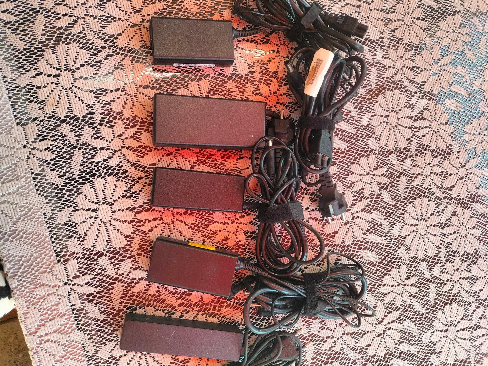 5 AC Adapters, Computers en Software, Harde schijven, Ophalen of Verzenden, Extern, Desktop, USB