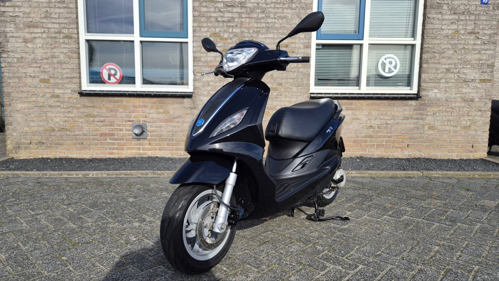 Piaggio Fly / bromscooter / 5327km! / 4takt / 2014, ., Maximaal 45 km/u, Ophalen of Verzenden, Zo goed als nieuw