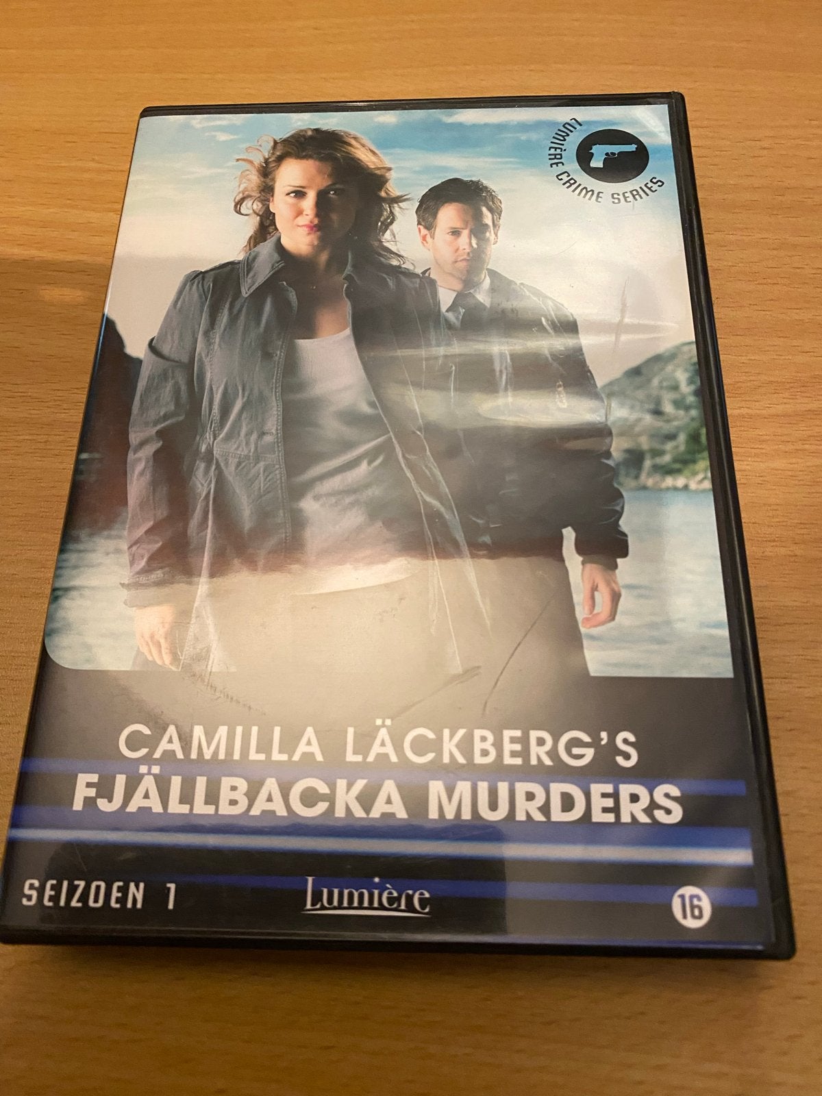 Camilla Läckberg's Fjällbacka Murders - Seizoen 1 DVD, Vanaf 16 jaar, Nederlands, Ophalen of Verzenden, Zo goed als nieuw