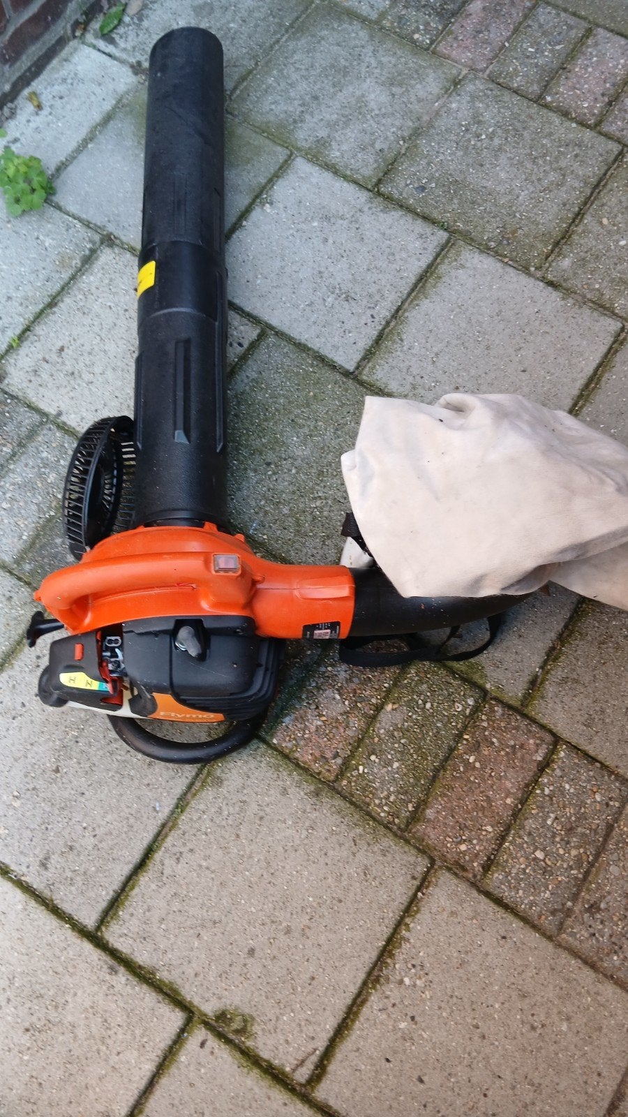 Flymo Twister bladblazer, Ophalen, Benzine, Met opvangzak, Flymo